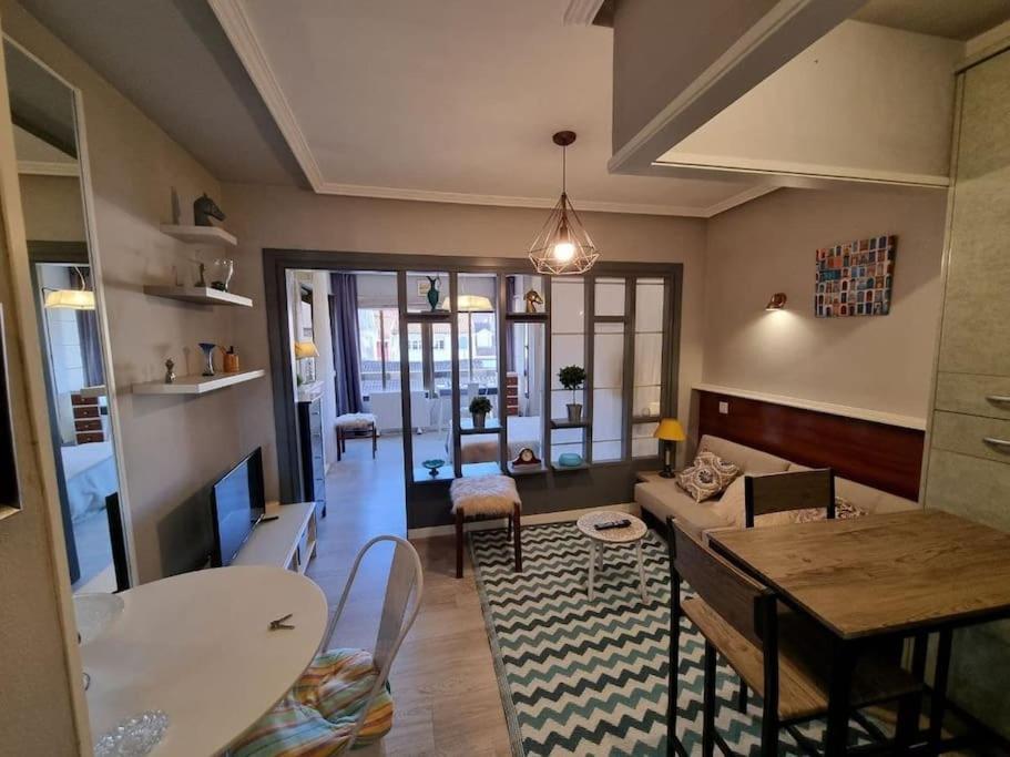 603A Coqueto Estudio En El Centro Oviedo Ngoại thất bức ảnh